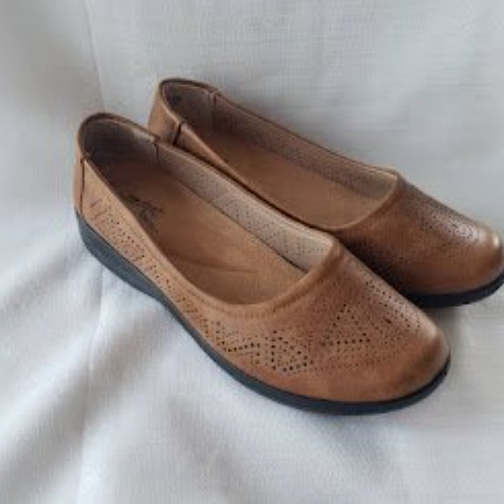 Easy Street Brown Flats